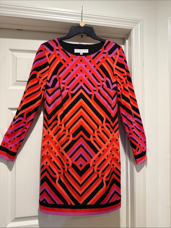 Trina Turk Dresses & Skirts - Trina Turk Spring Wedding Guest Purple Black & Red Geometric Mini Dress Size 4